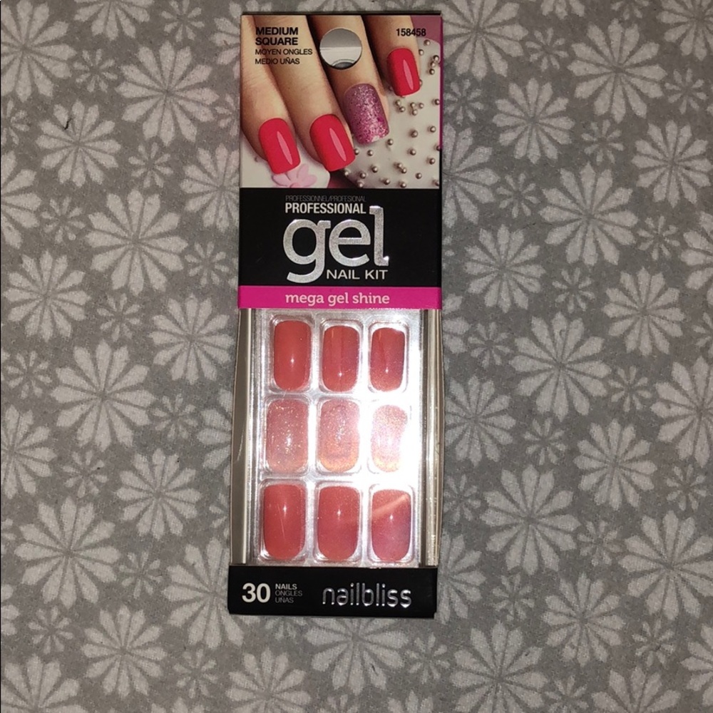 Glue on nails